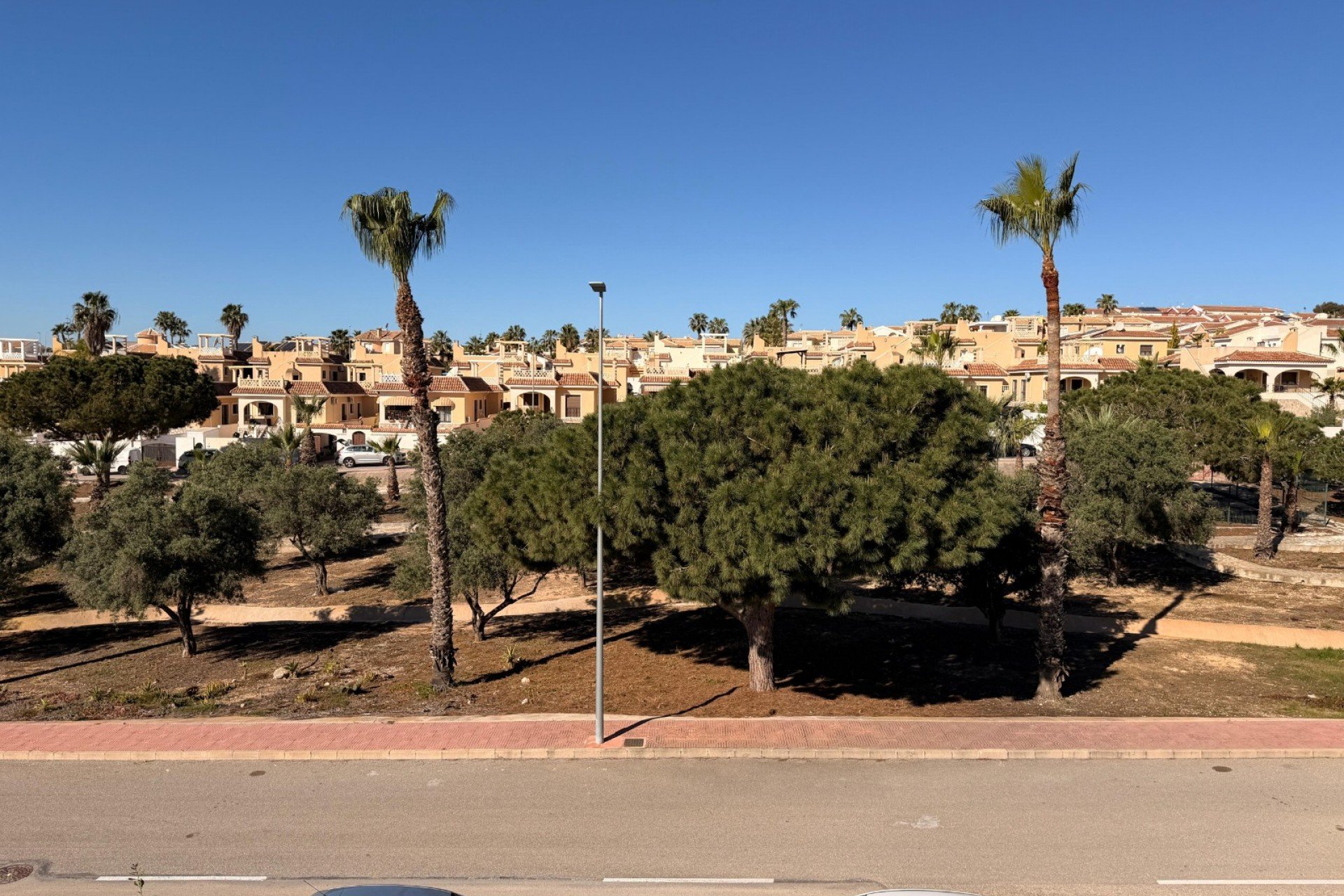 Återförsäljning - Semi detached -
Ciudad quesada - Rojales