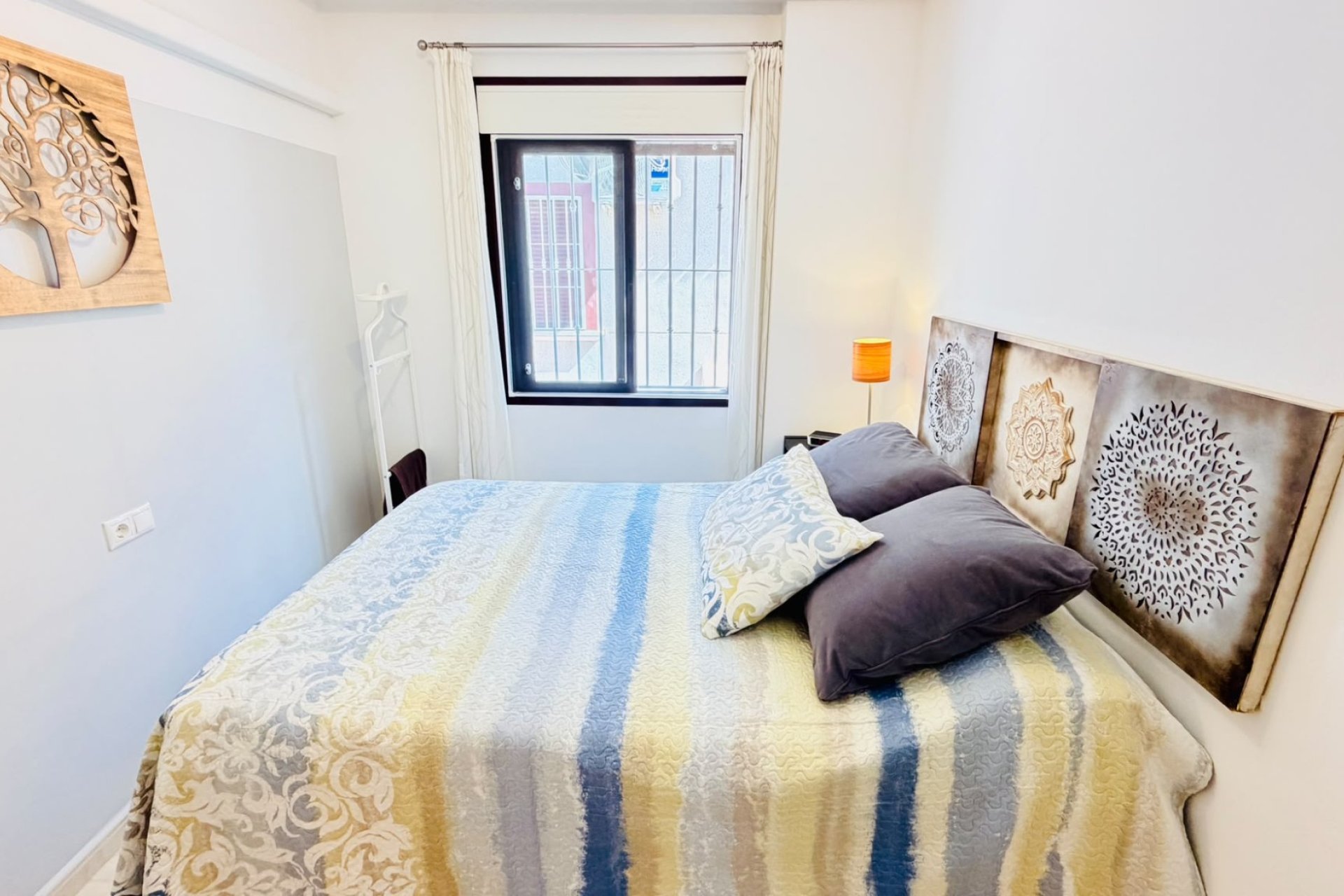 Återförsäljning - Semi detached -
Daya Nueva