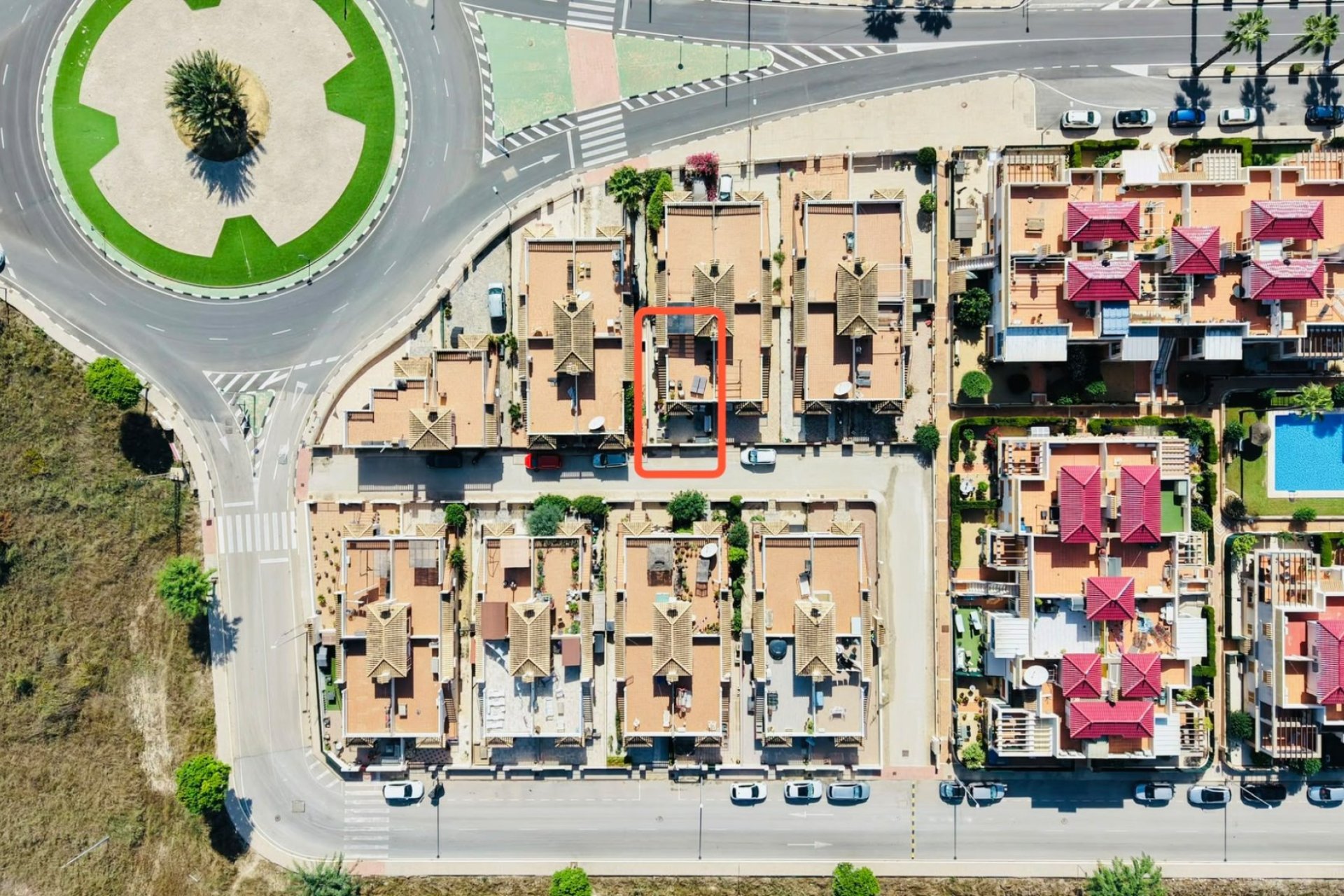 Återförsäljning - Semi detached -
Daya Nueva