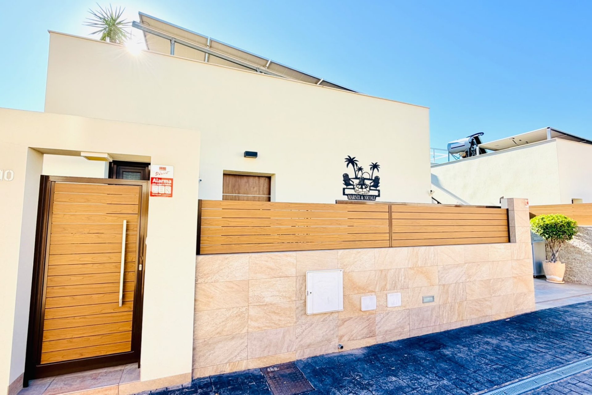 Återförsäljning - Semi detached -
Los Montesinos - La Herada