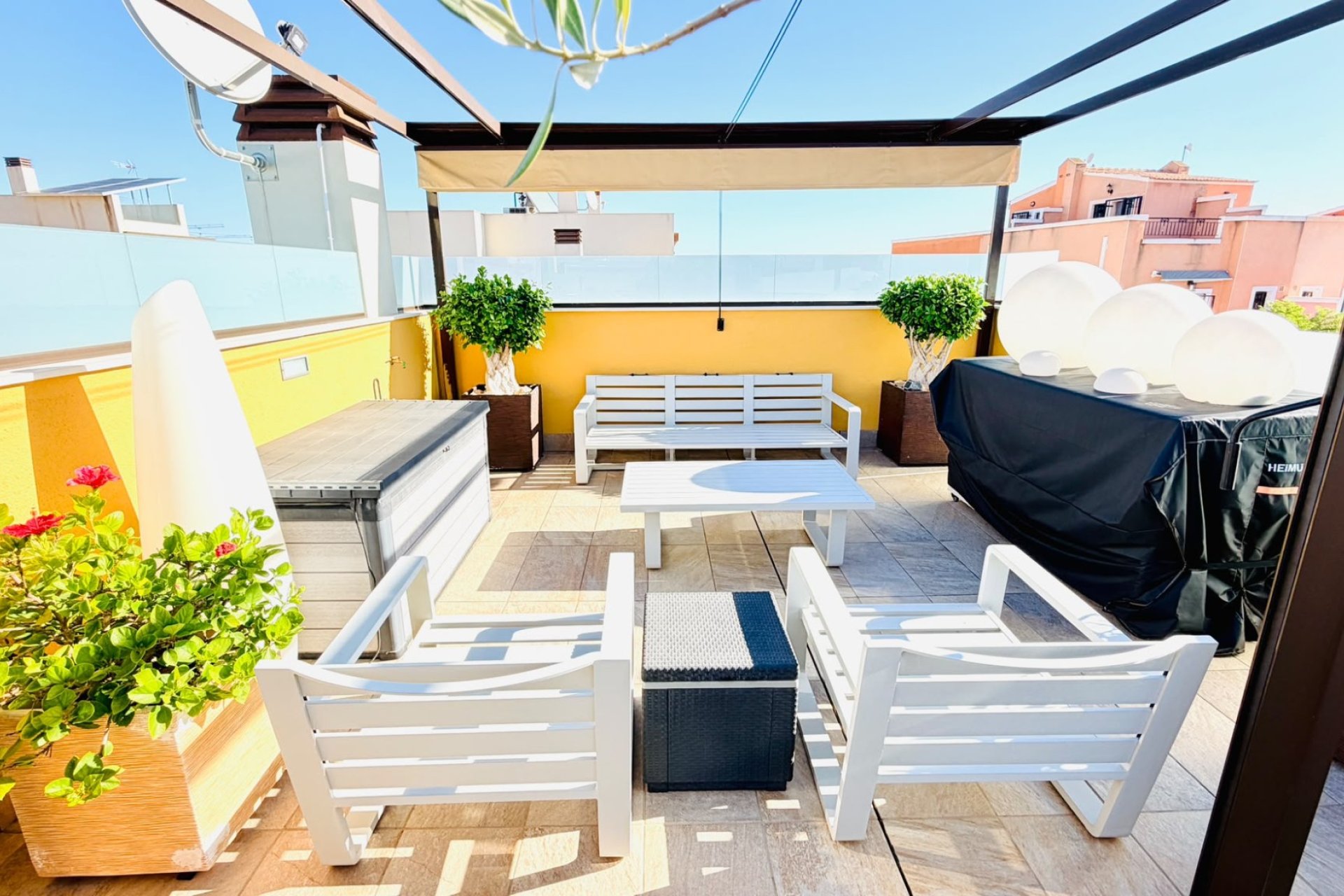Återförsäljning - Semi detached -
Los Montesinos - La Herada