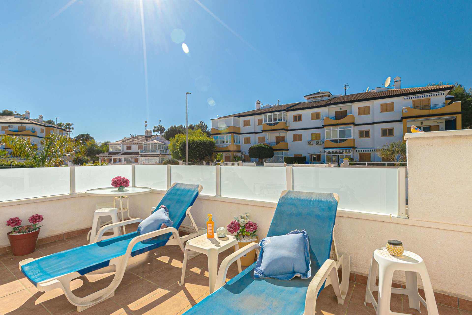 Återförsäljning - Semi detached -
Mil Palmeras - Riomar