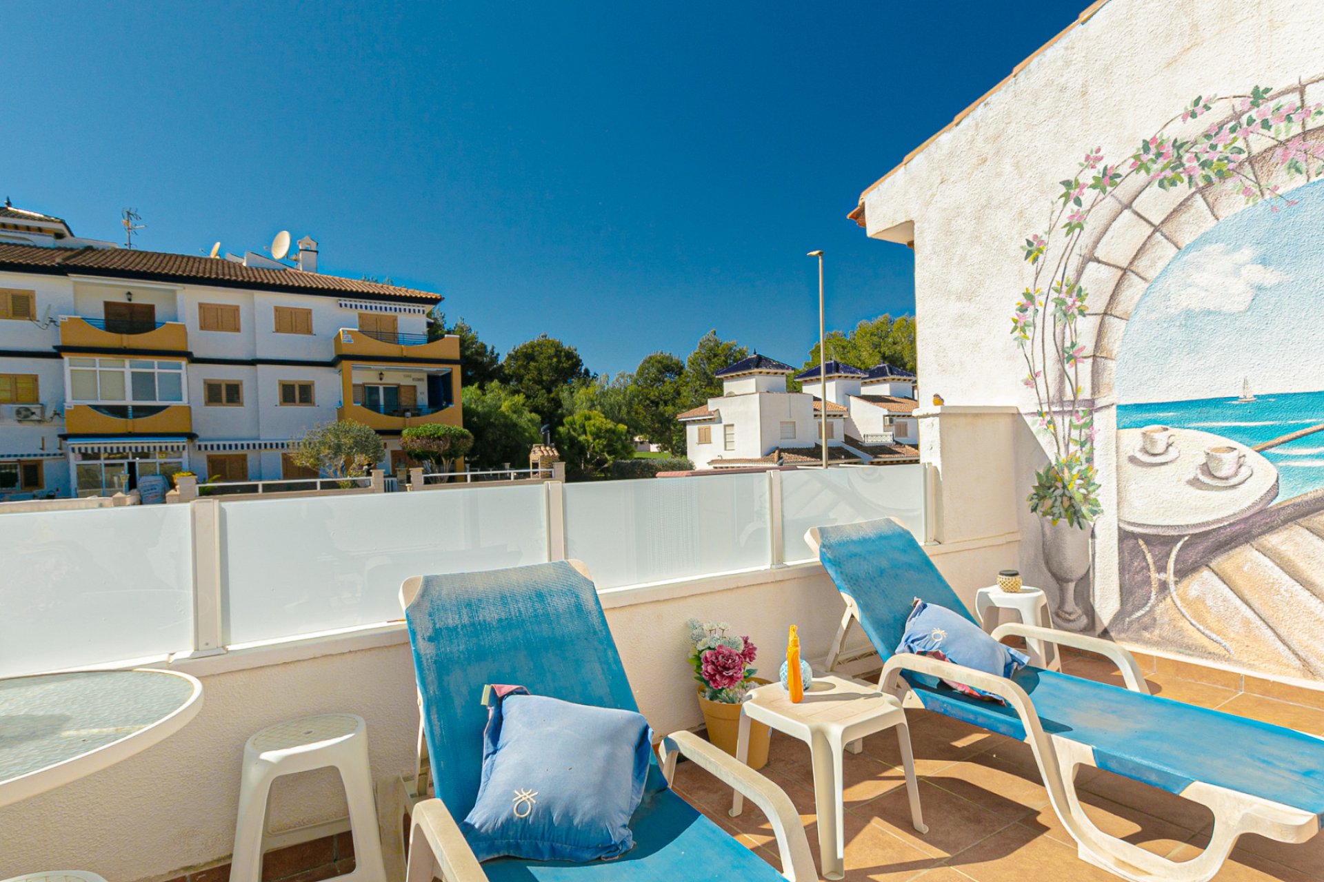 Återförsäljning - Semi detached -
Mil Palmeras - Riomar