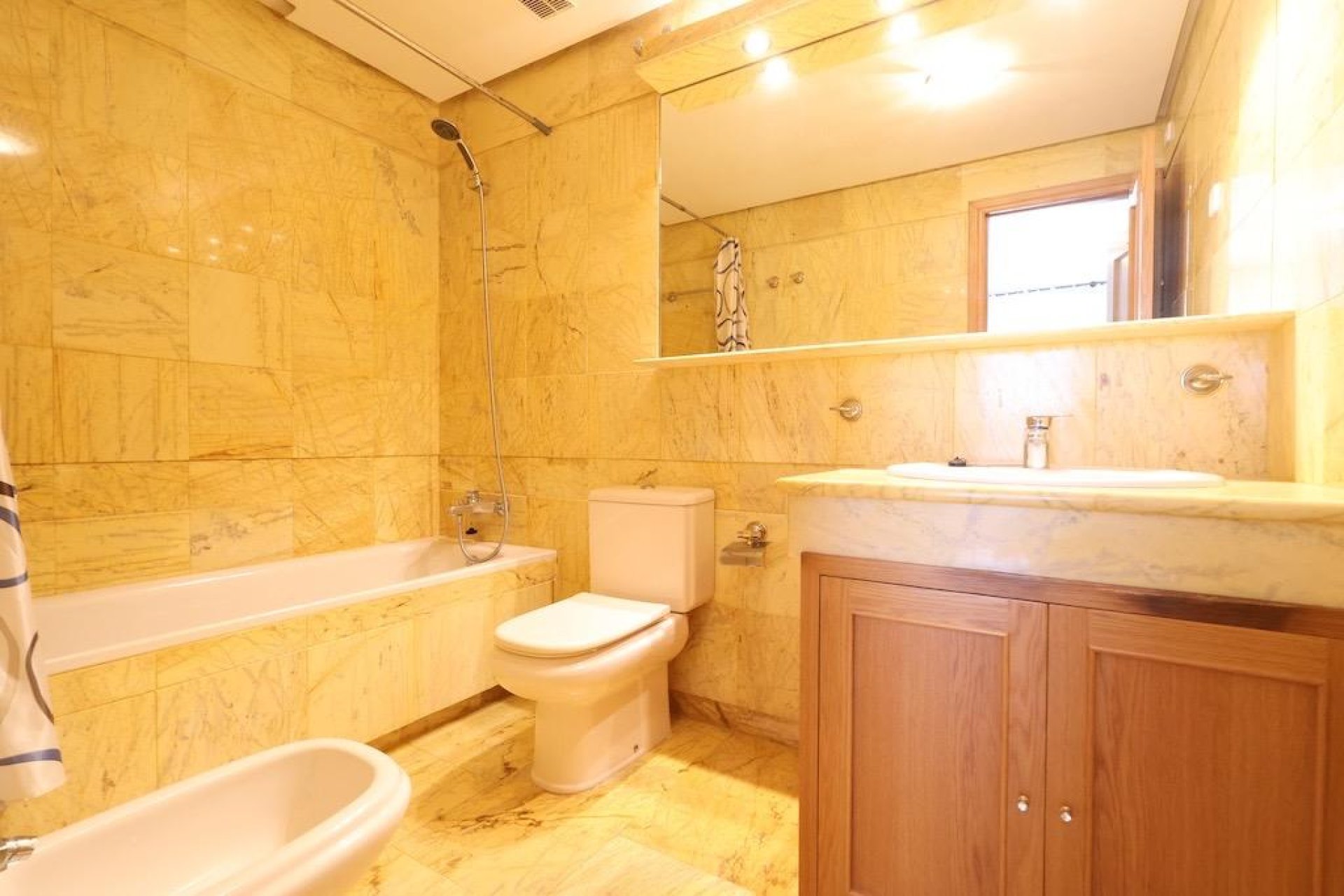 Återförsäljning - Semi detached -
Orihuela Costa - Agua Marina
