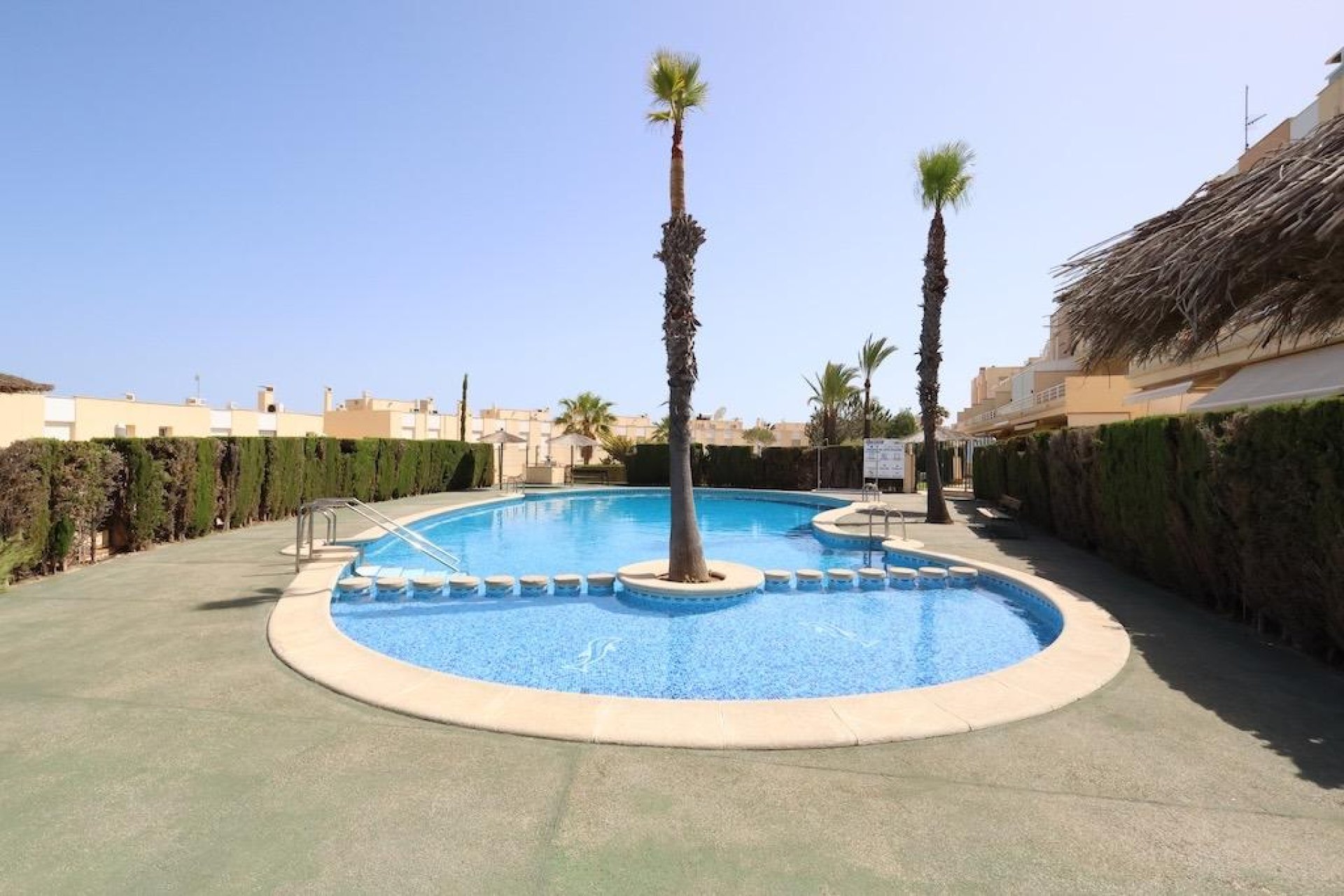 Återförsäljning - Semi detached -
Orihuela Costa - Agua Marina