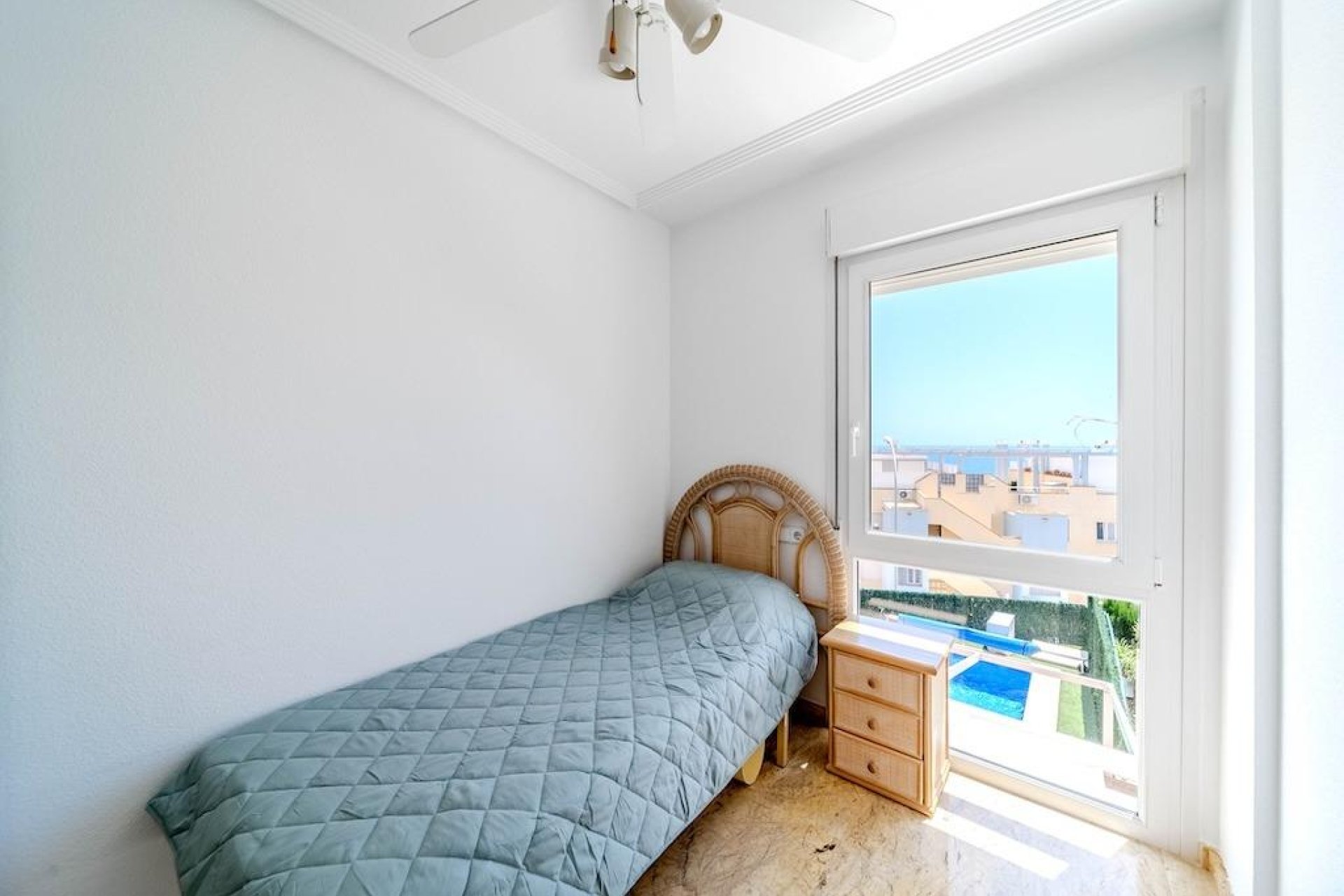Återförsäljning - Semi detached -
Orihuela Costa - Campoamor