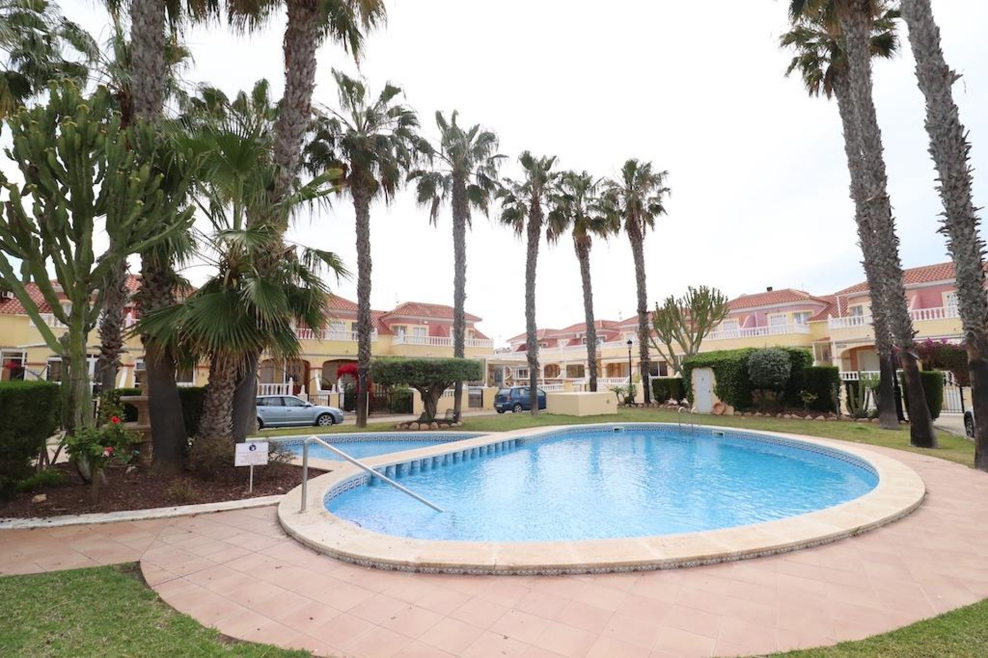 Återförsäljning - Semi detached -
Orihuela Costa - La Zenia
