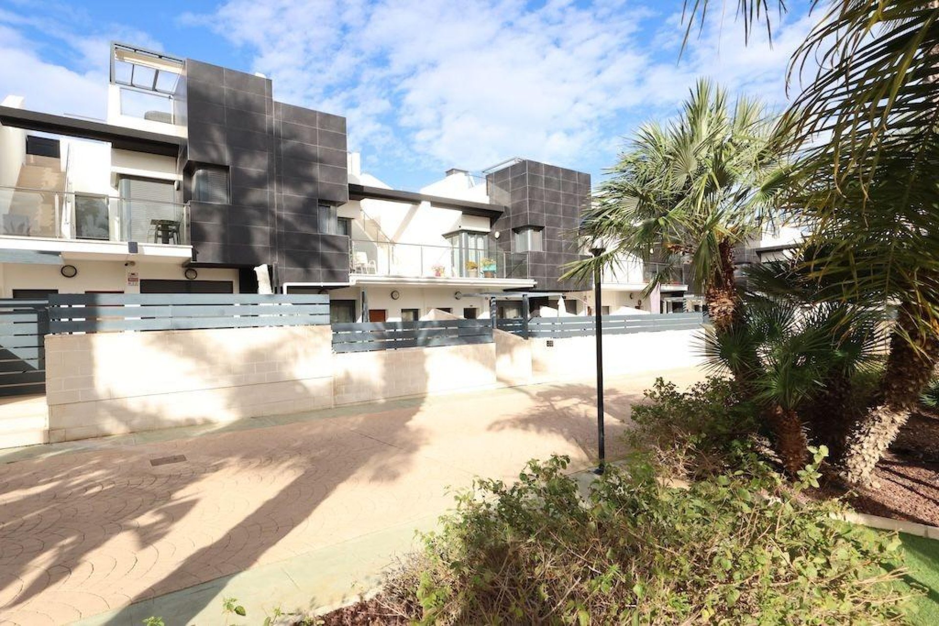 Återförsäljning - Semi detached -
Orihuela Costa - Los Dolses