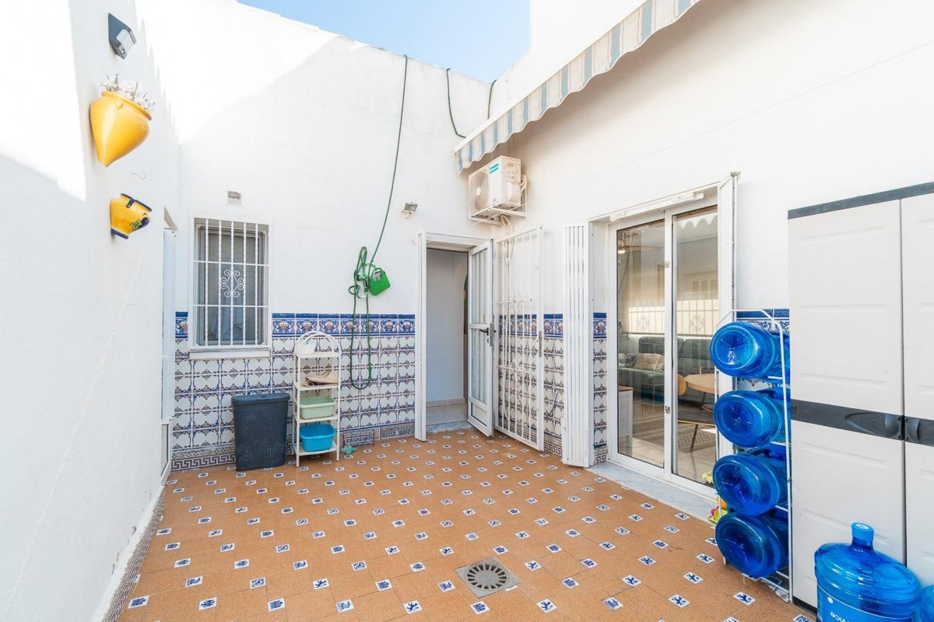 Återförsäljning - Semi detached -
Orihuela Costa - Punta Prima