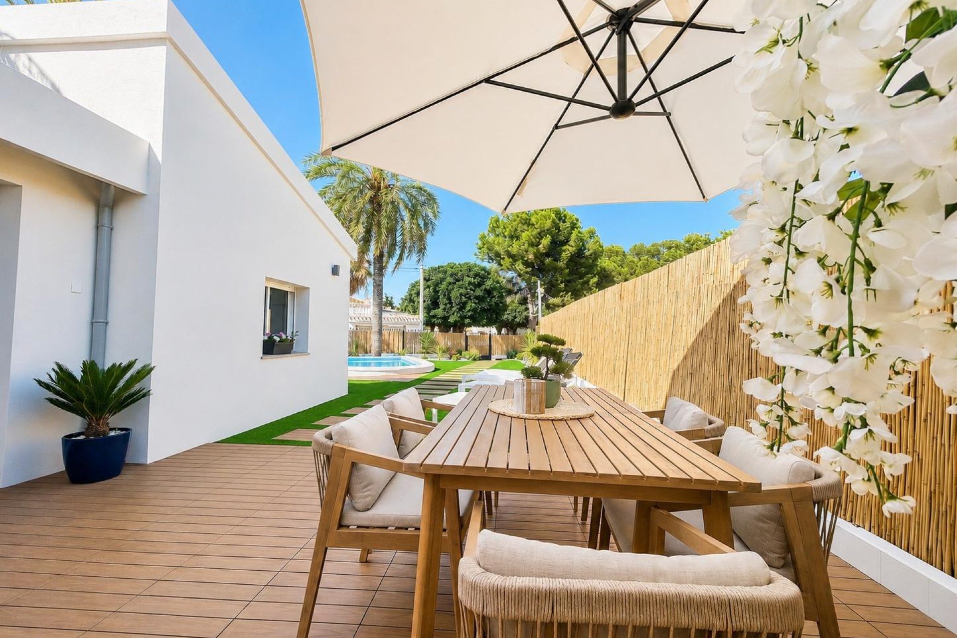 Återförsäljning - Semi detached -
Orihuela Costa - Punta Prima
