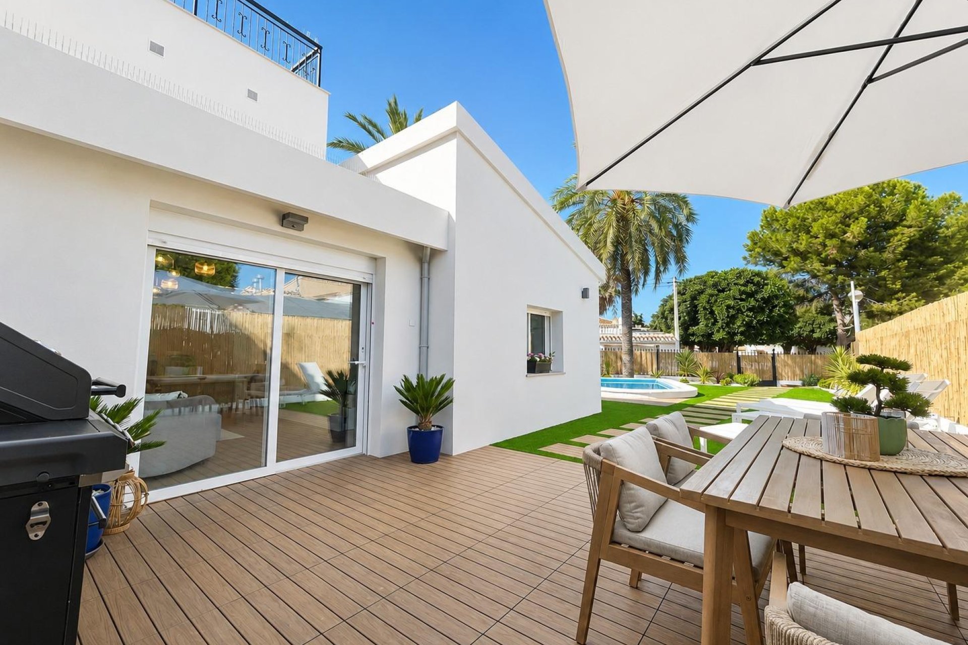Återförsäljning - Semi detached -
Orihuela Costa - Punta Prima
