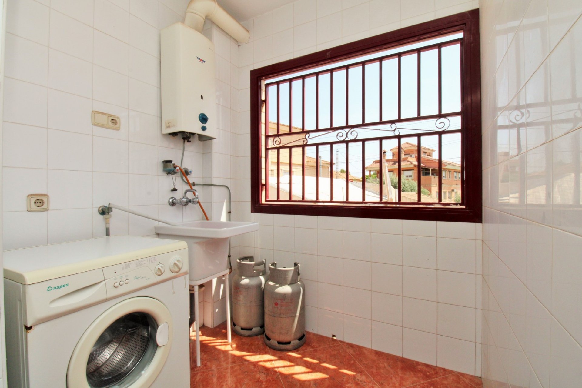 Återförsäljning - Semi detached -
Orihuela - Los Desamparados