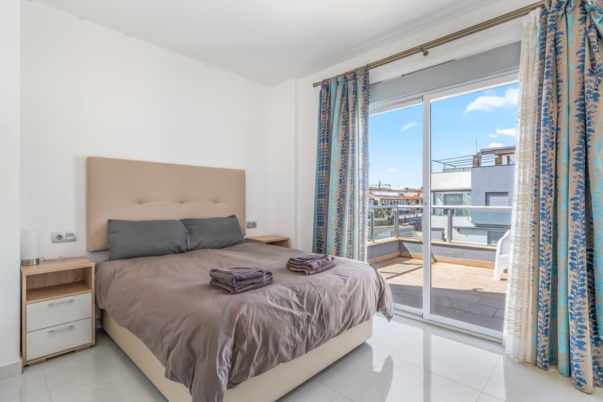 Återförsäljning - Semi detached -
Punta Prima - Marina Med
