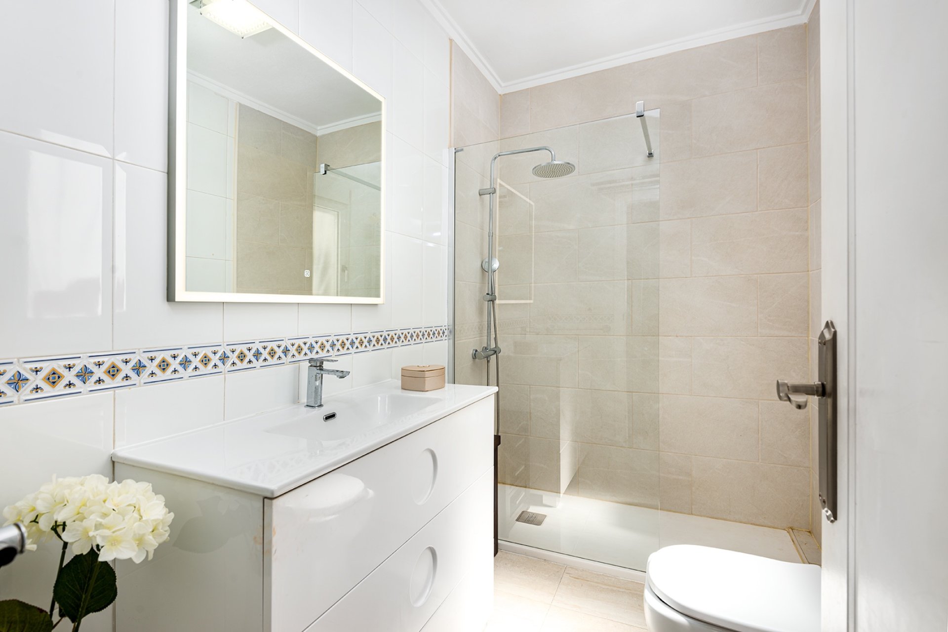 Återförsäljning - Semi detached -
Rojales - Benimar