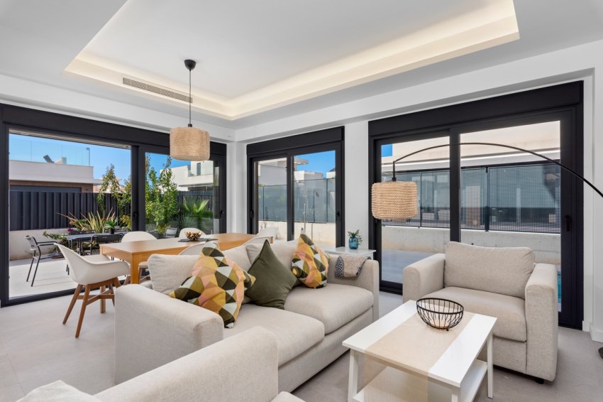 Återförsäljning - Semi detached -
San Fulgencio - La Marina