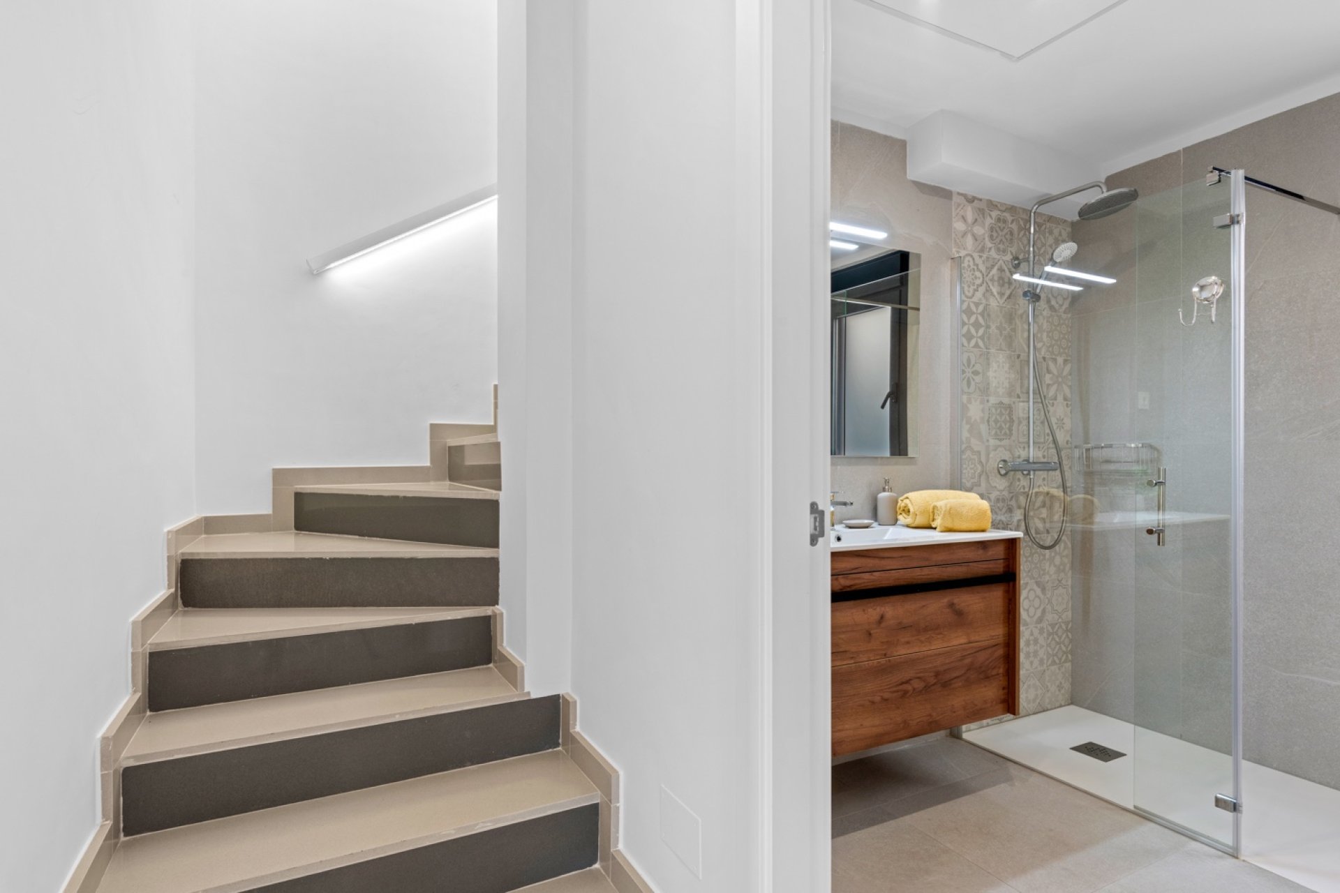 Återförsäljning - Semi detached -
San Fulgencio - La Marina