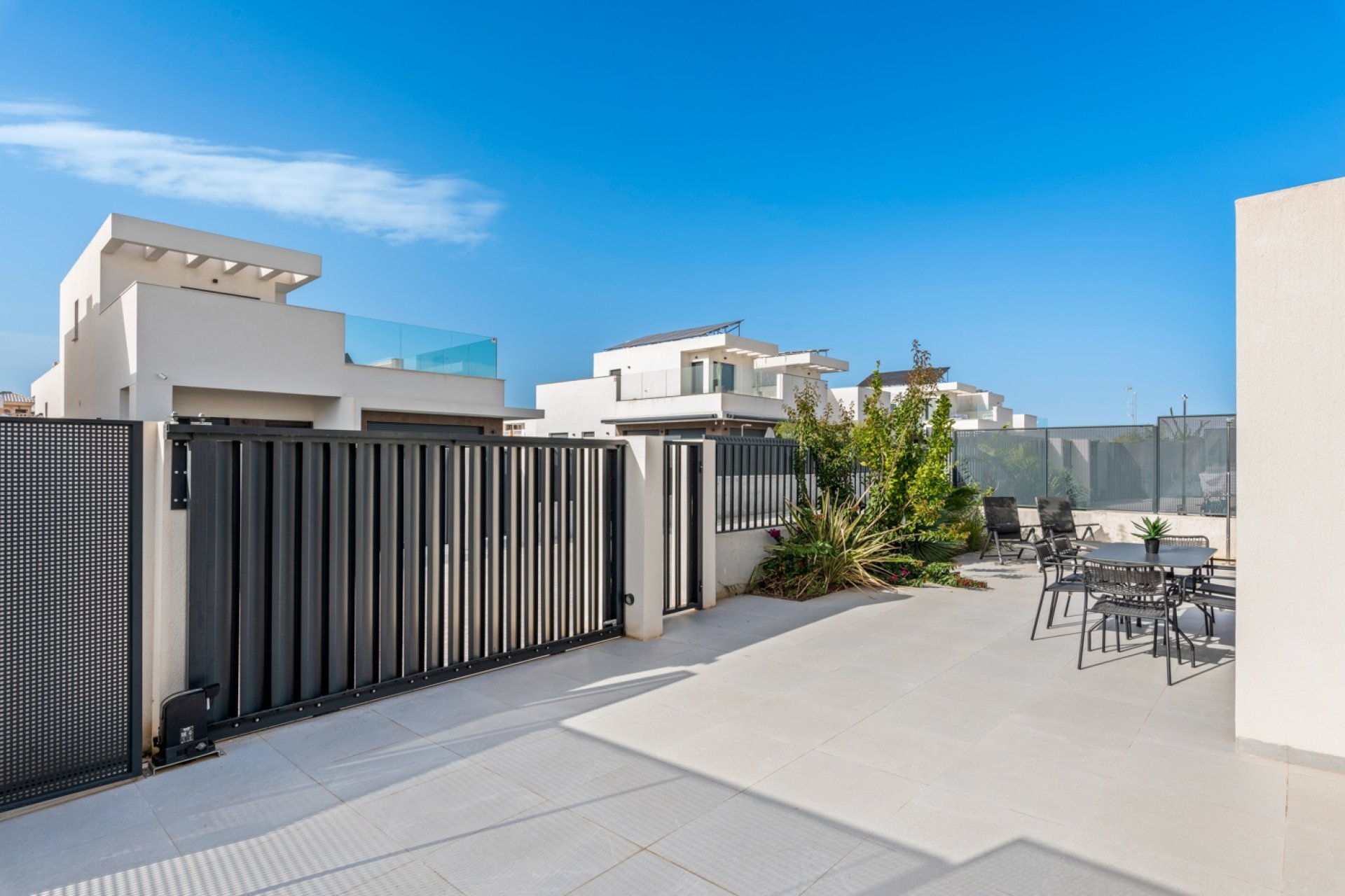 Återförsäljning - Semi detached -
San Fulgencio - La Marina