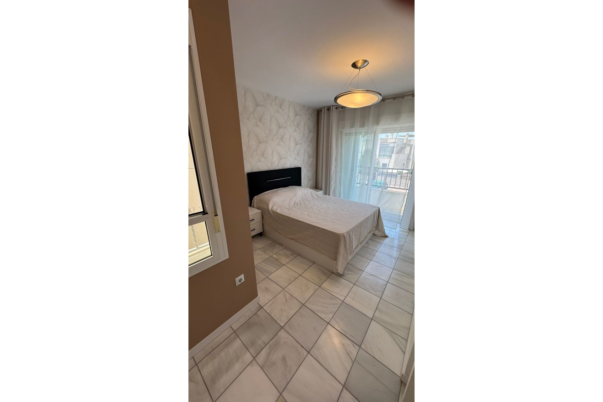 Återförsäljning - Semi detached -
Torrevieja - Costa Blanca Sur