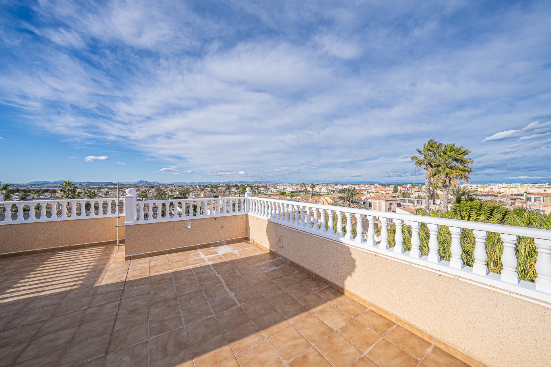 Återförsäljning - Semi detached -
Torrevieja - El Chaparral