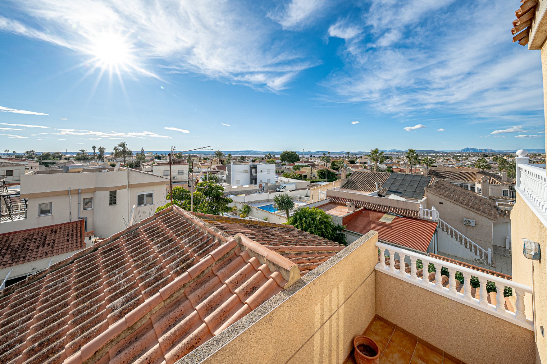 Återförsäljning - Semi detached -
Torrevieja - El Chaparral