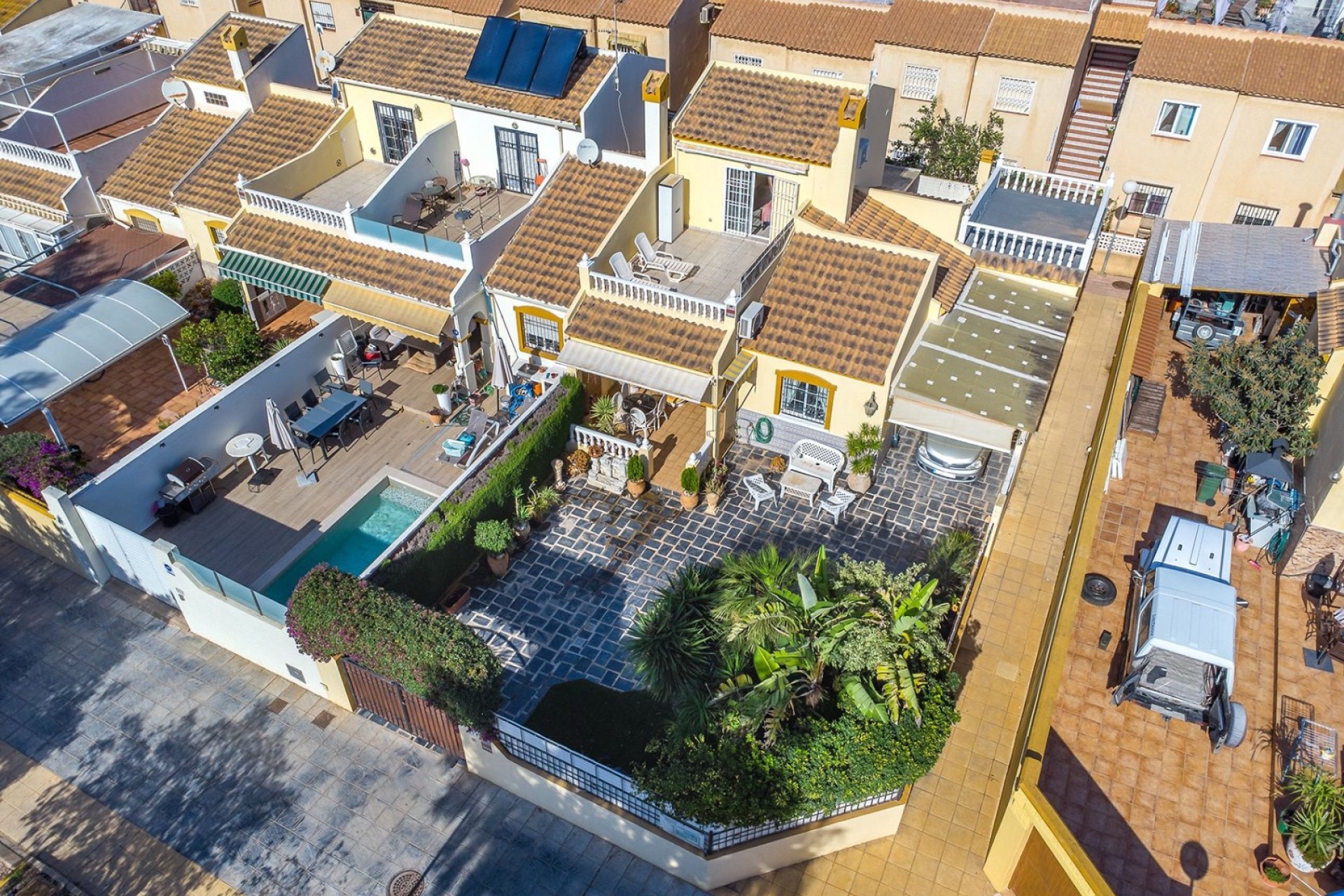 Återförsäljning - Semi detached -
Torrevieja