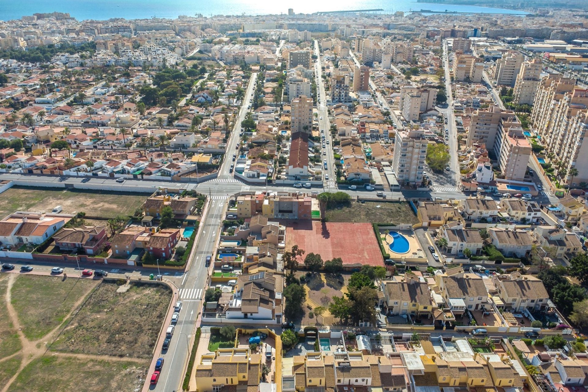 Återförsäljning - Semi detached -
Torrevieja