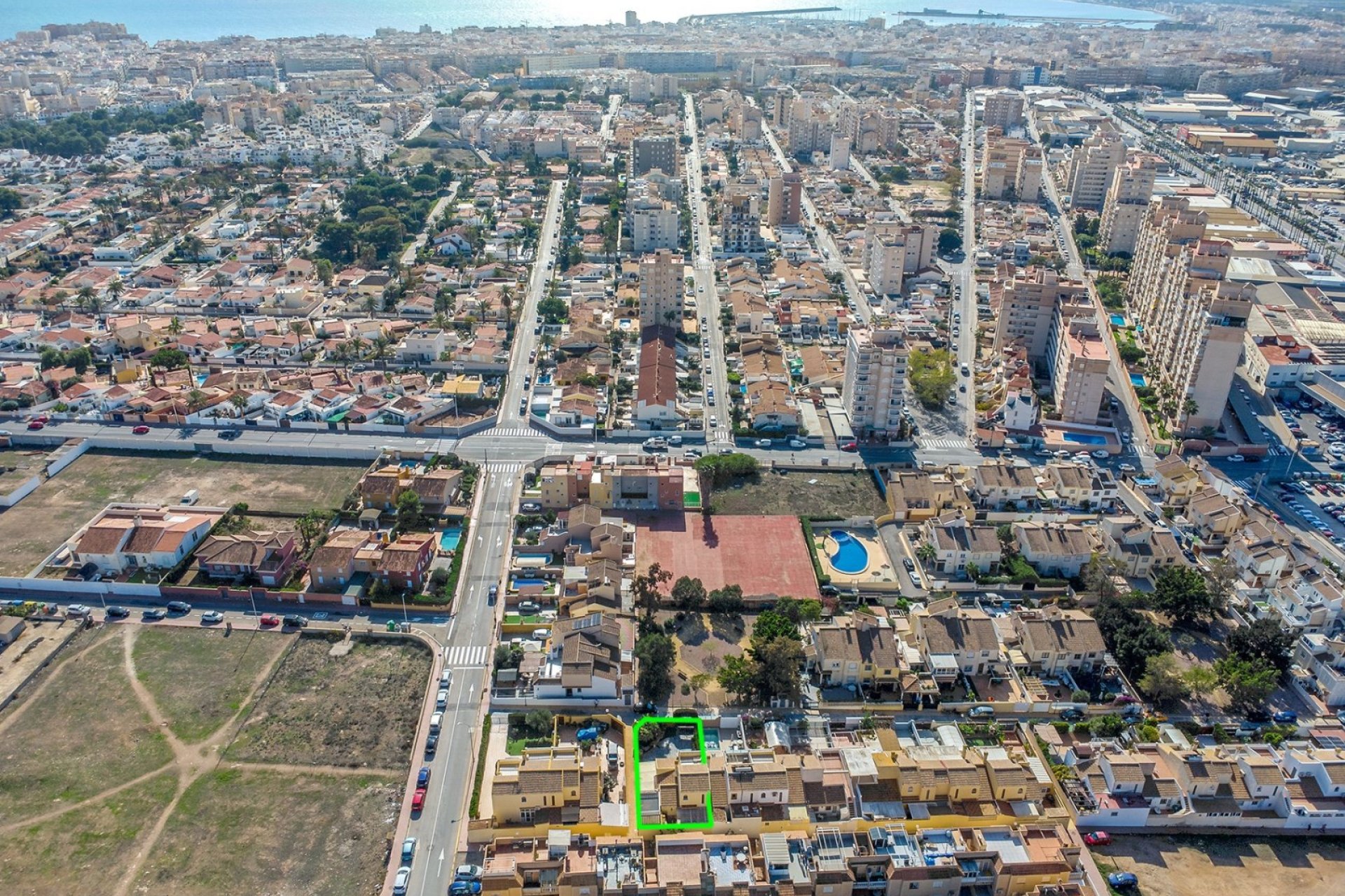 Återförsäljning - Semi detached -
Torrevieja