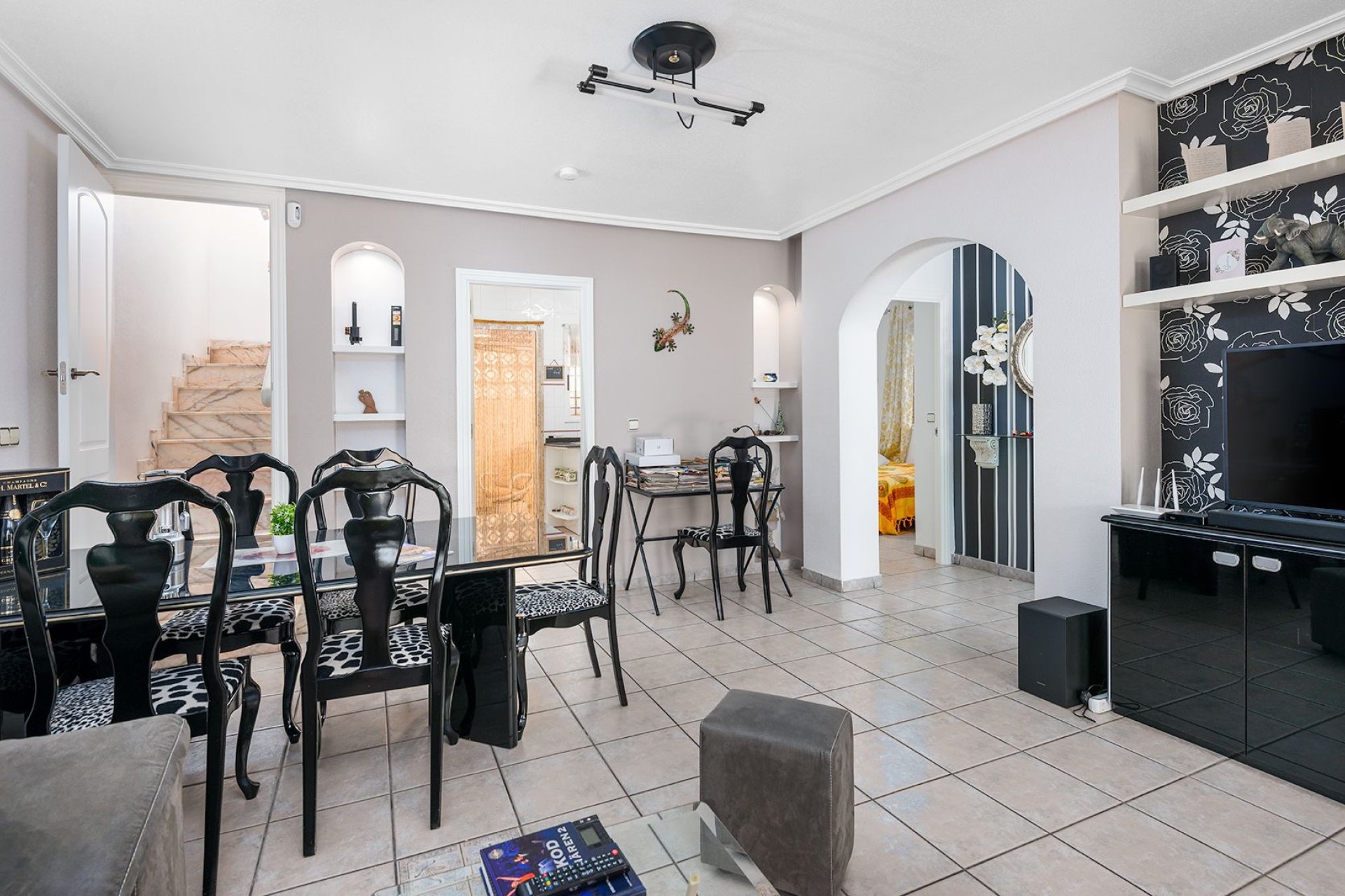 Återförsäljning - Semi detached -
Torrevieja