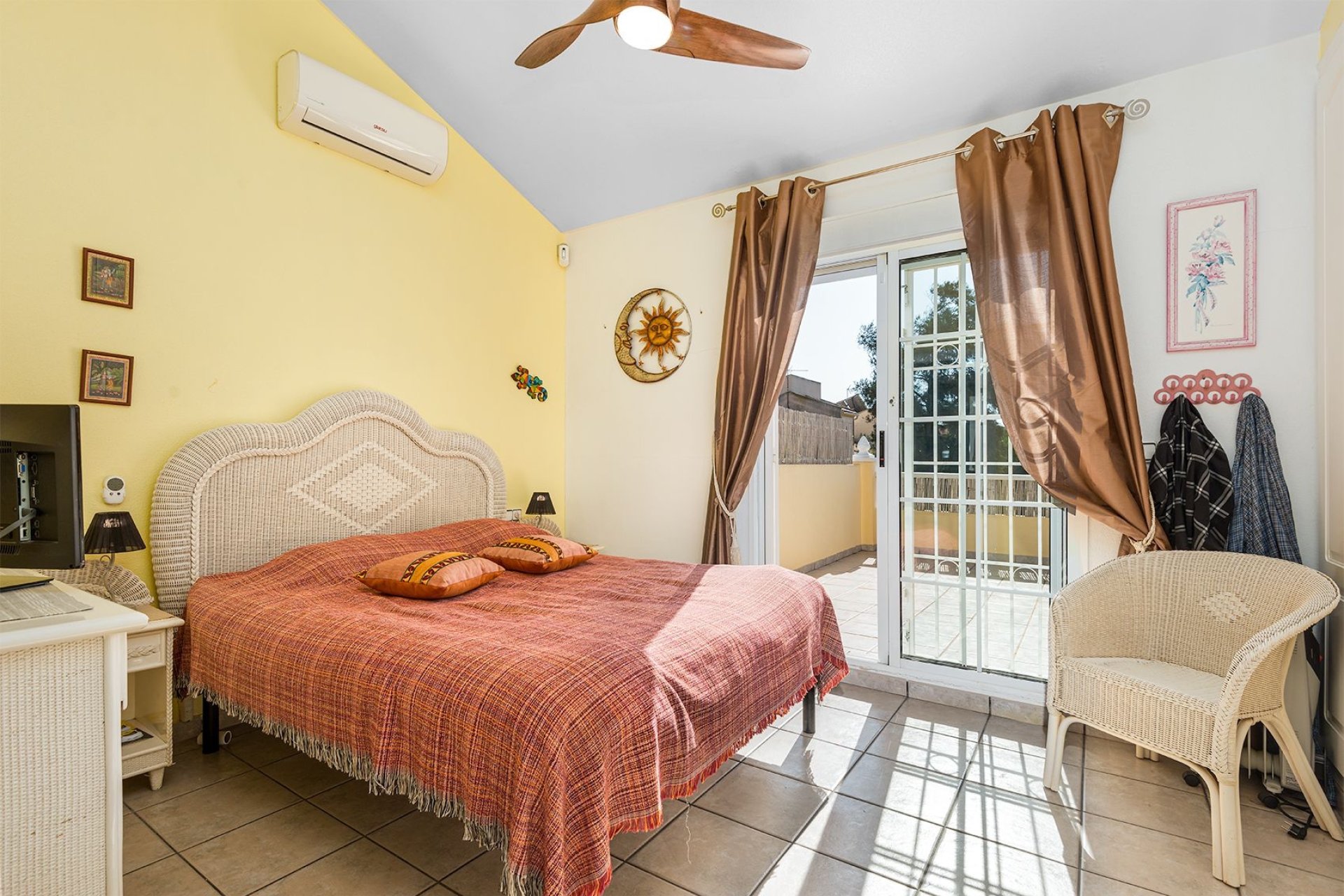 Återförsäljning - Semi detached -
Torrevieja