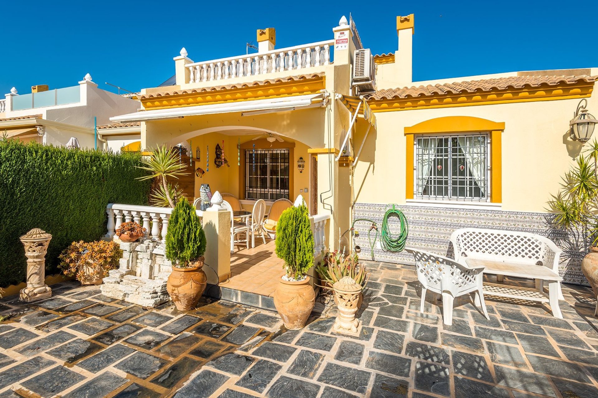 Återförsäljning - Semi detached -
Torrevieja