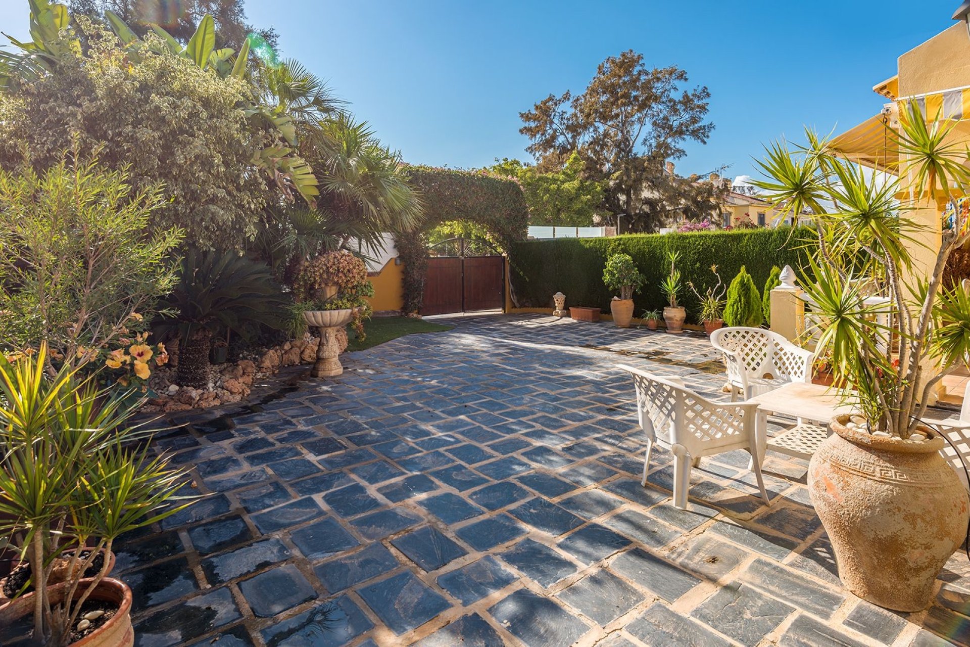 Återförsäljning - Semi detached -
Torrevieja