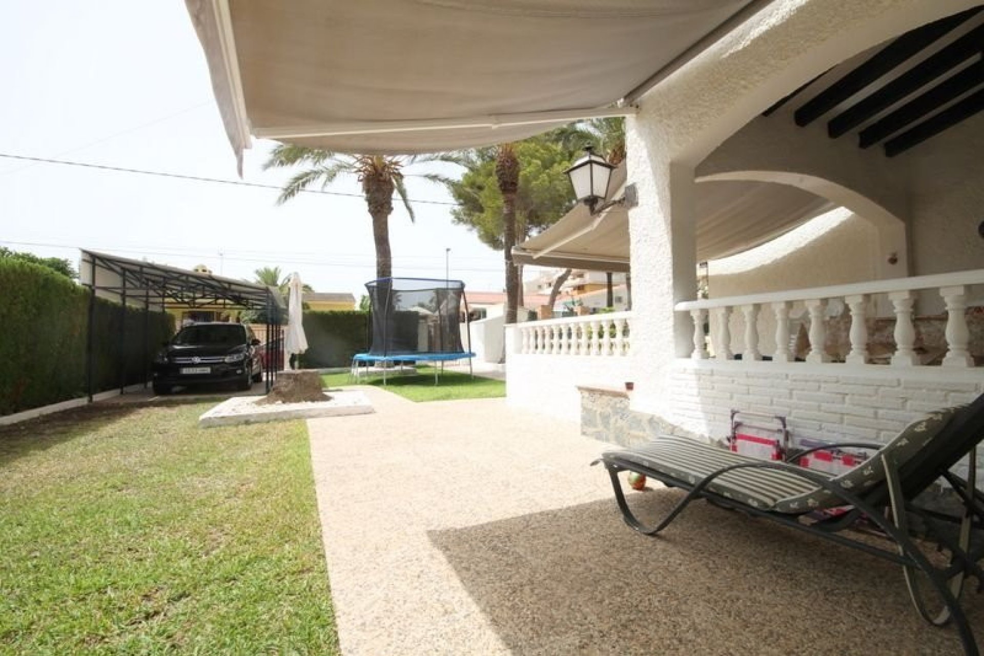 Återförsäljning - Semi-Detached Villa -
Orihuela Costa - Punta Prima