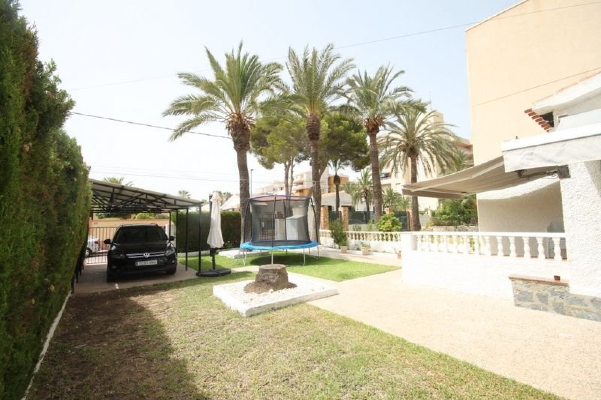 Återförsäljning - Semi-Detached Villa -
Orihuela Costa - Punta Prima