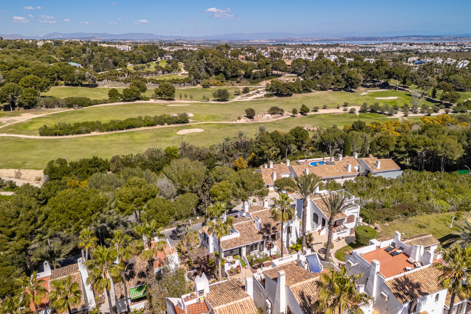 Återförsäljning - Semi detached -
Villamartin - Fortuna