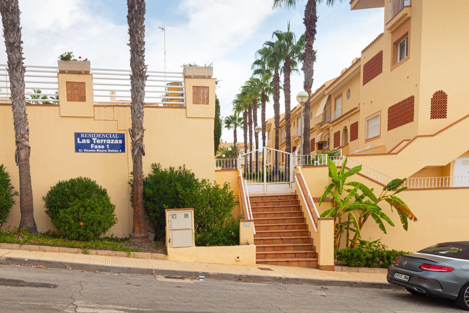 Återförsäljning - Storeroom -
Orihuela Costa - Agua Marina