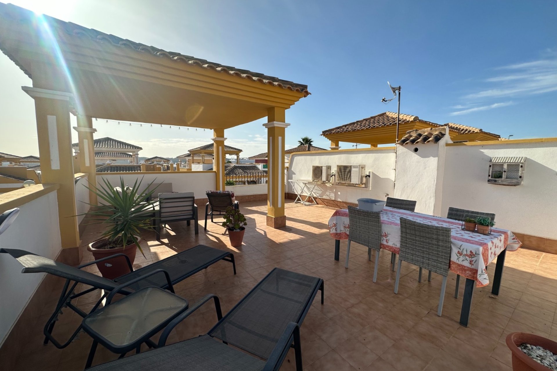 Återförsäljning - Town house / semi detached -
Orihuela - Entre Naranjos Vistabella