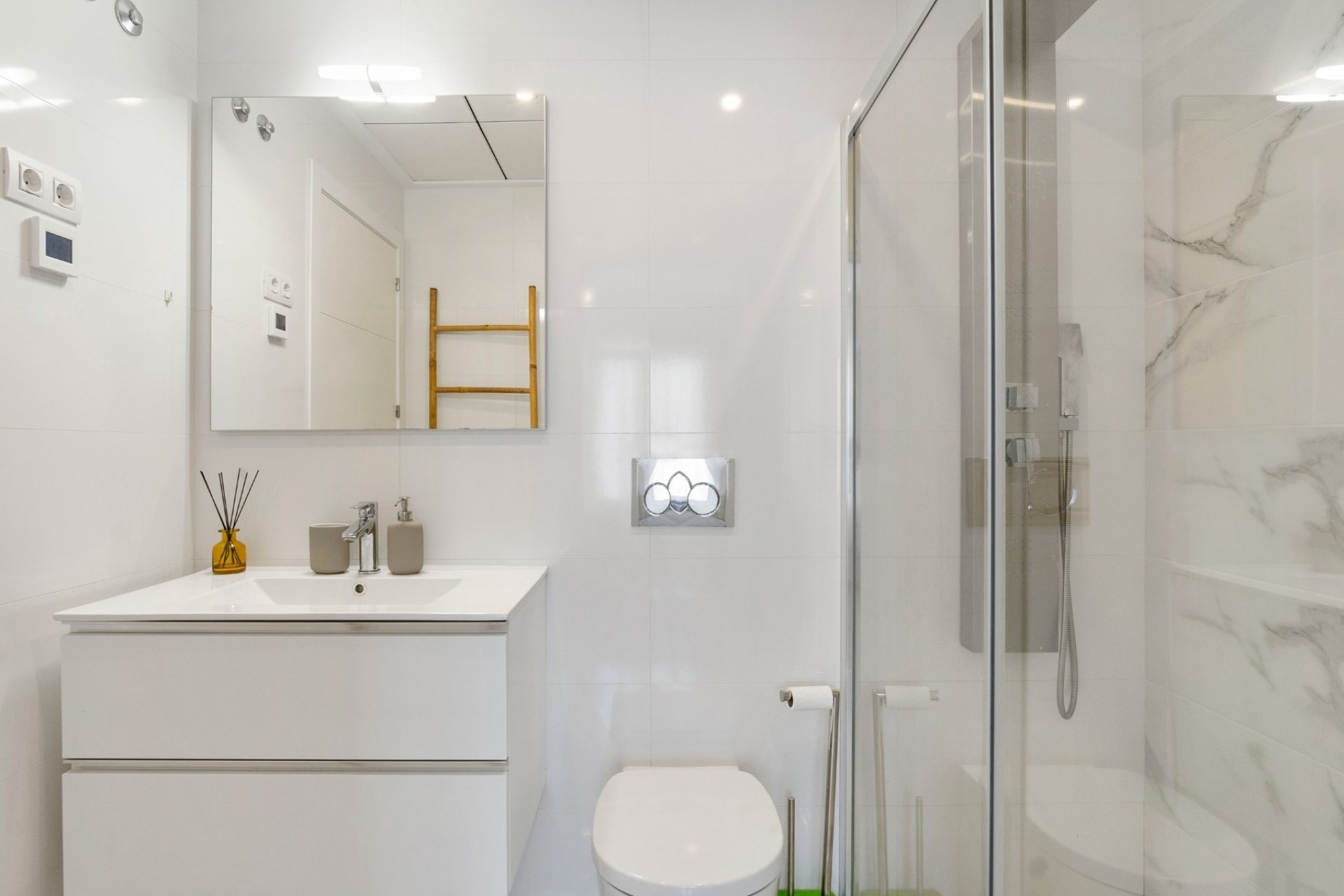 Återförsäljning - Townhouse / Terraced House -
Orihuela Costa - Las Filipinas