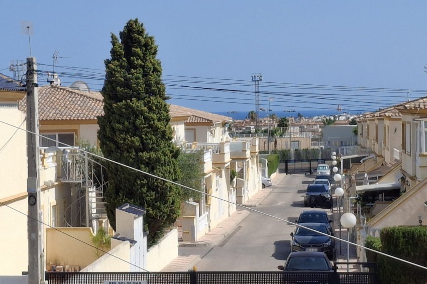 Återförsäljning - Townhouse / Terraced House -
Orihuela - Playa Flamenca