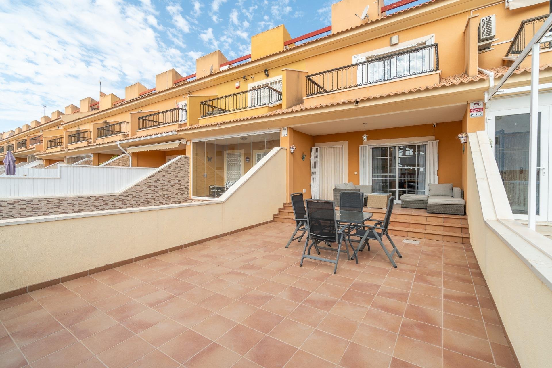 Återförsäljning - Triplex -
Orihuela Costa - Los Dolses