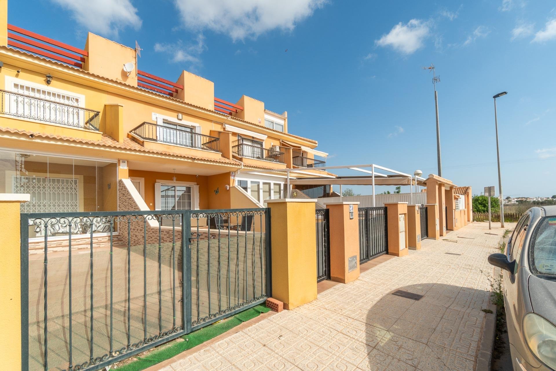 Återförsäljning - Triplex -
Orihuela Costa - Los Dolses