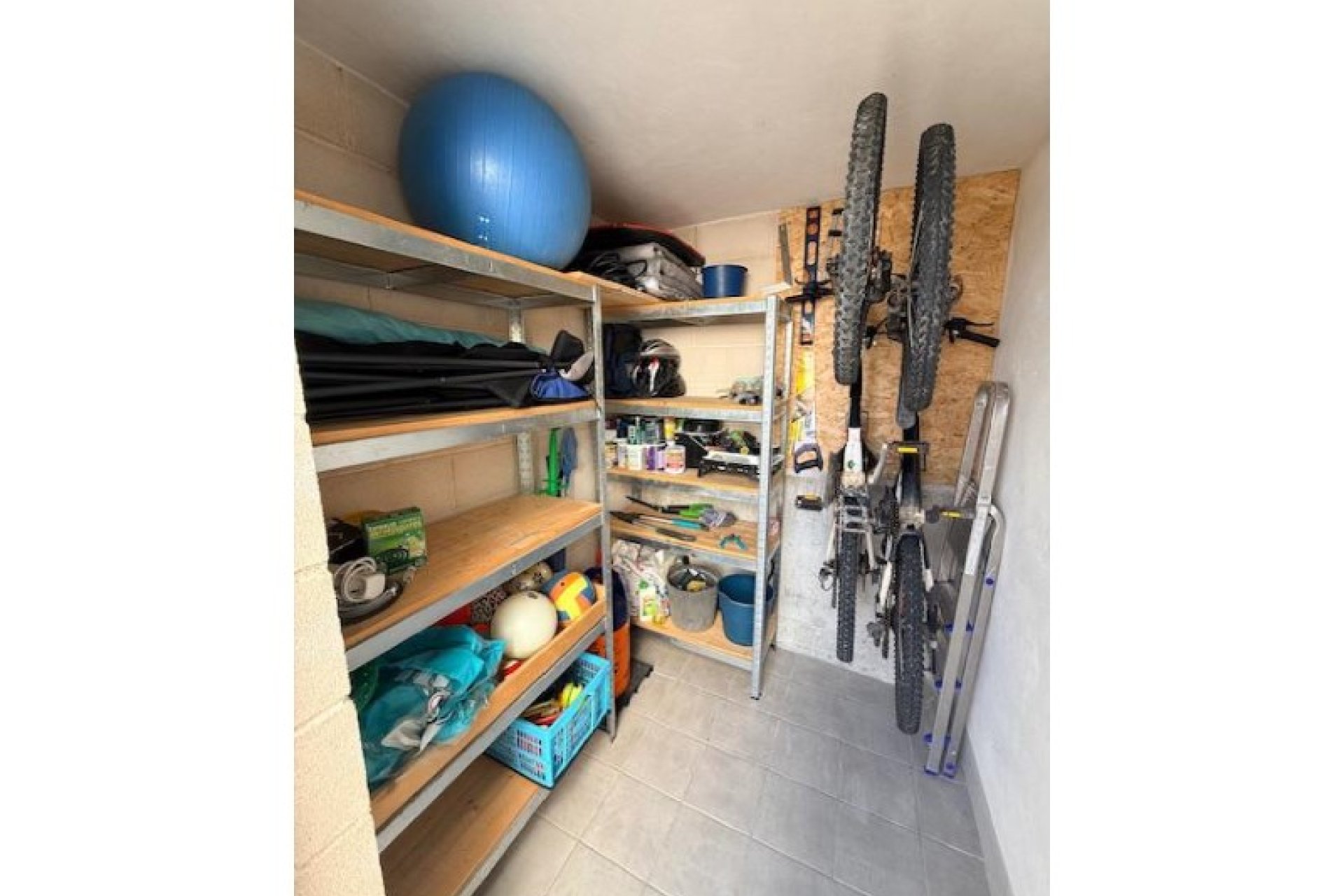 Återförsäljning - Villa -
Benijofar