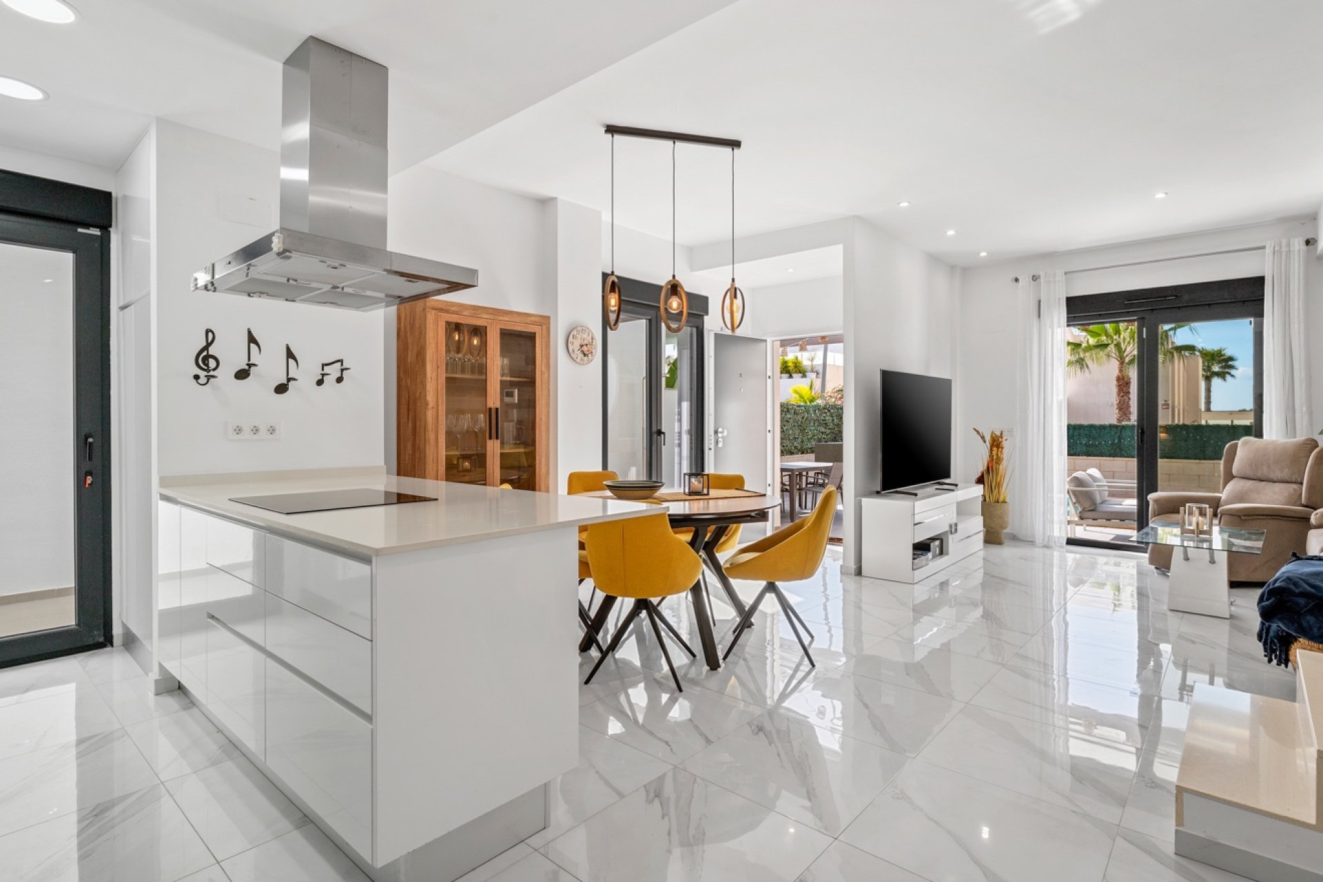 Återförsäljning - Villa -
Benijofar