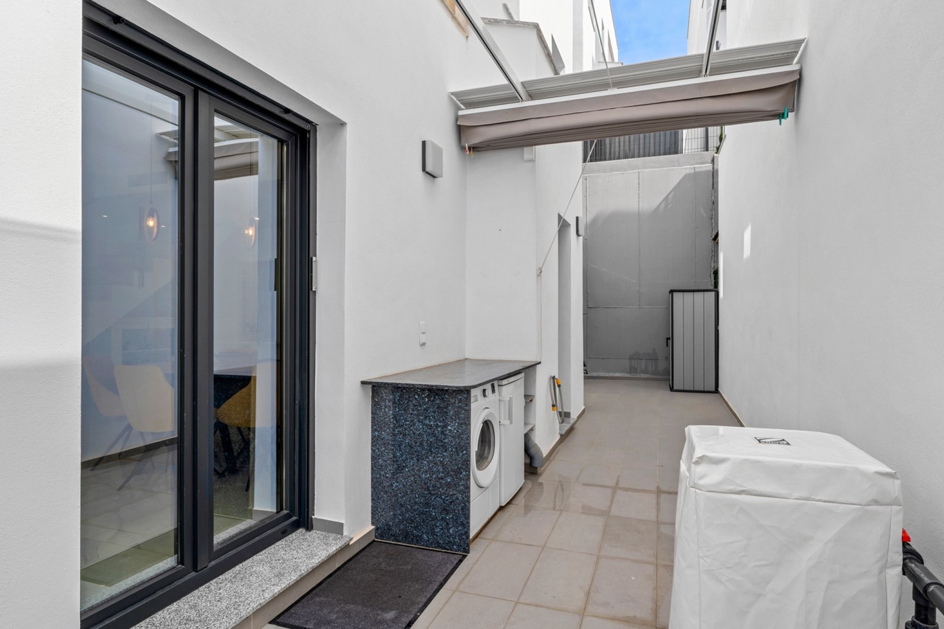 Återförsäljning - Villa -
Benijofar