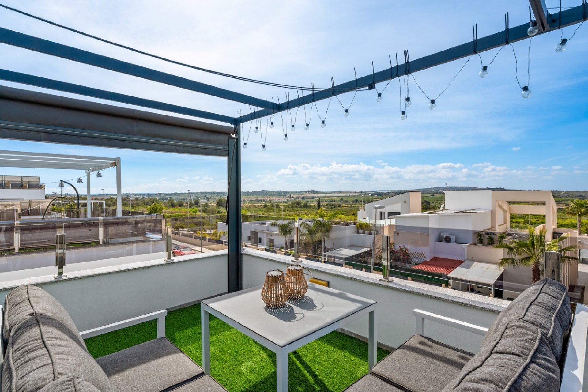 Återförsäljning - Villa -
Benijofar