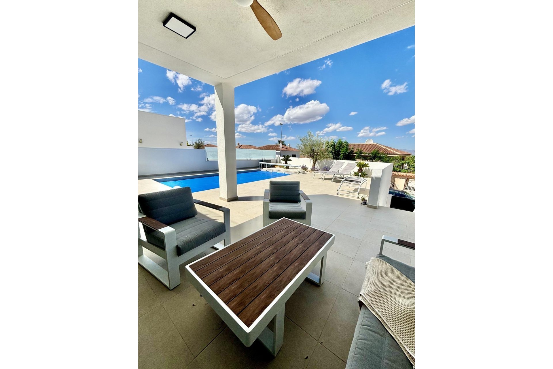 Återförsäljning - Villa -
Benijofar