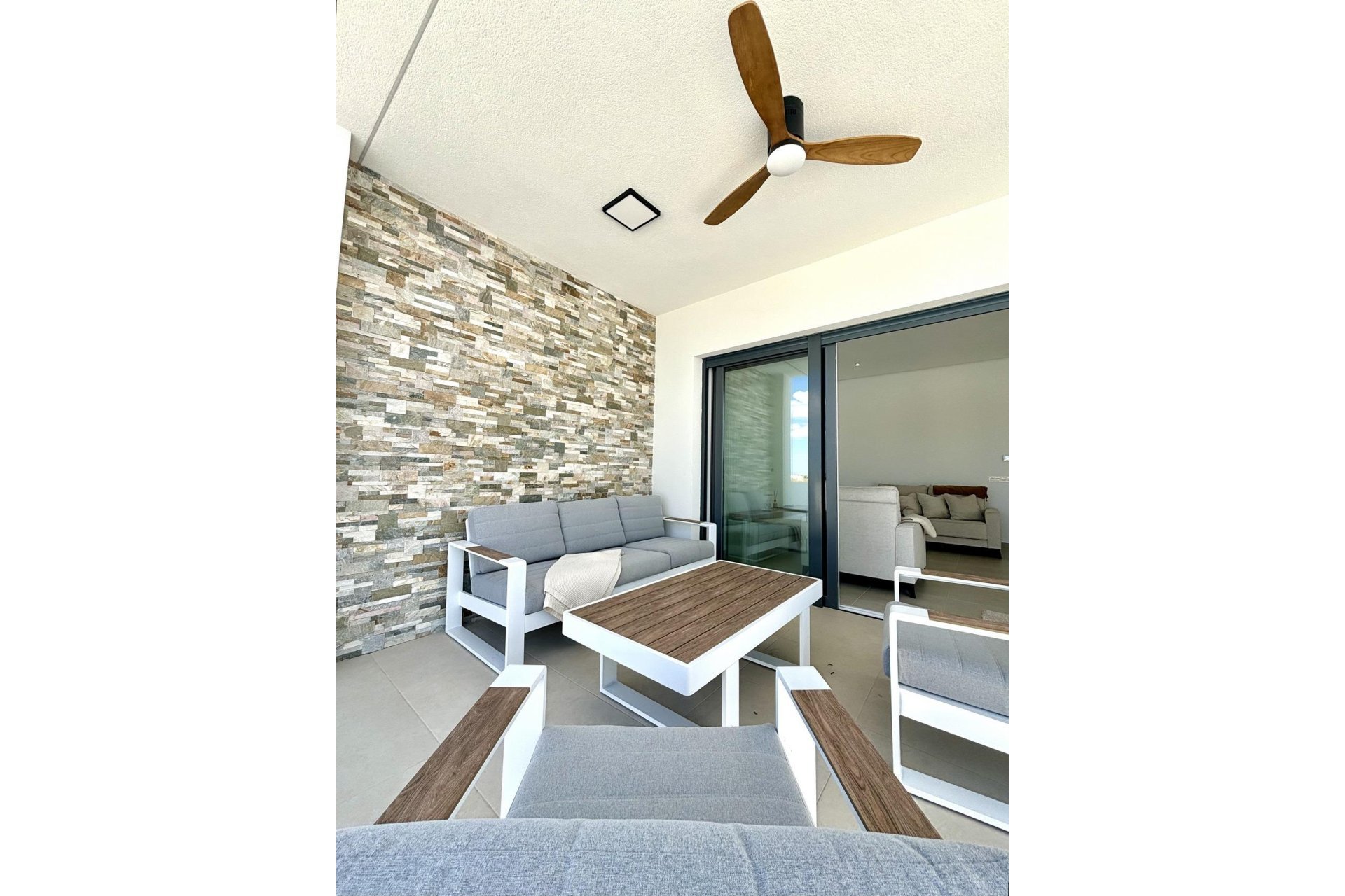 Återförsäljning - Villa -
Benijofar