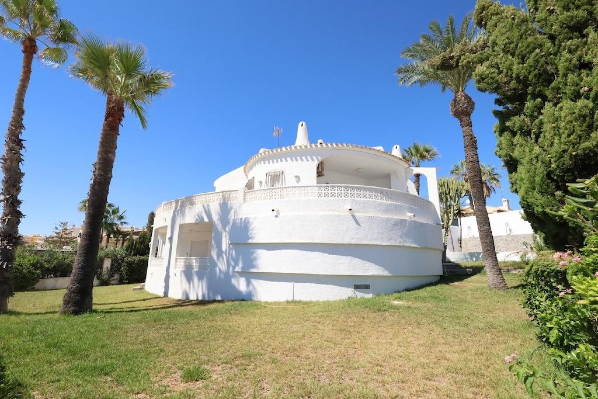 Återförsäljning - Villa -
Cabo Roig - Cala Capitan