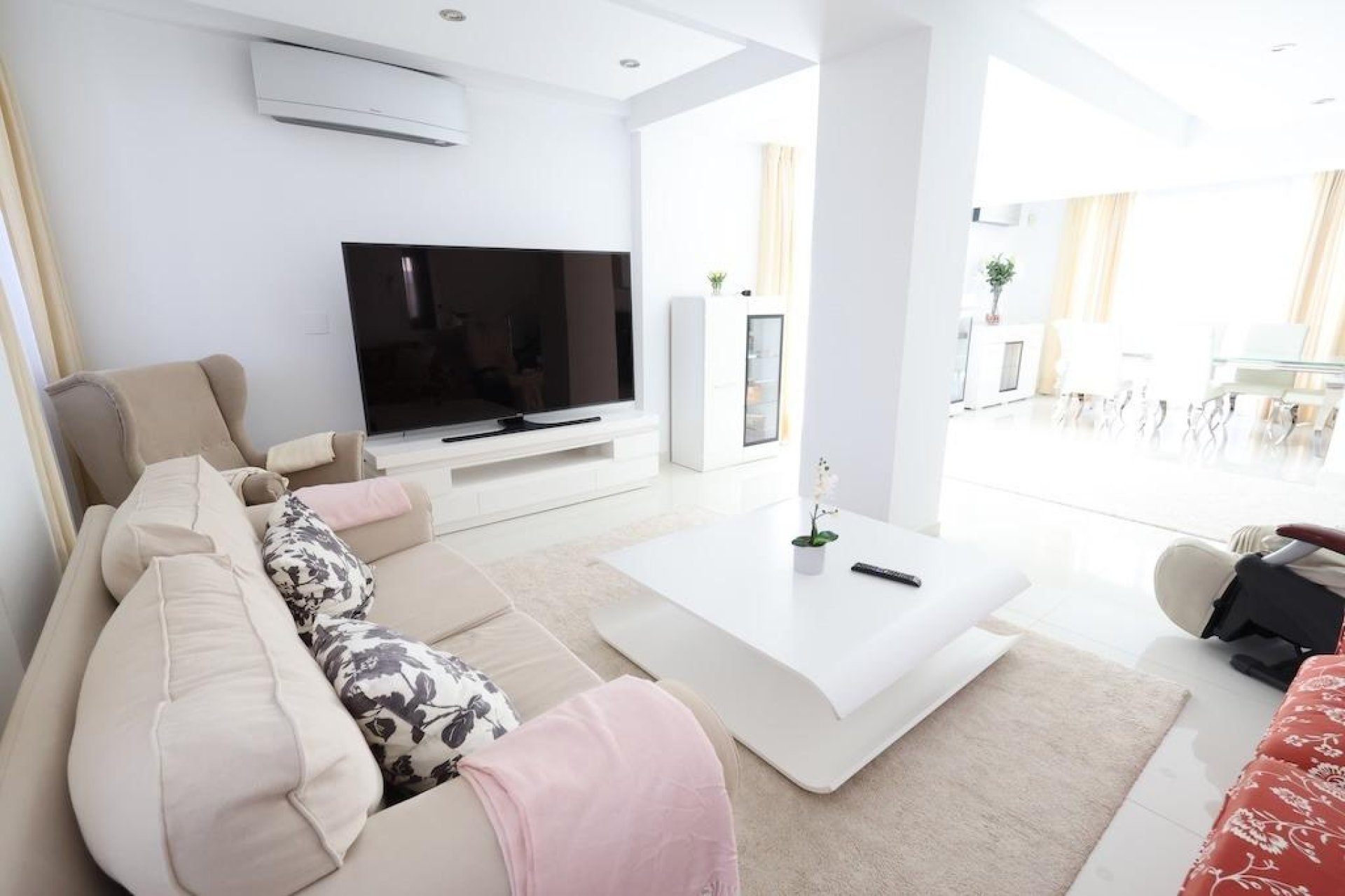 Återförsäljning - Villa -
Cabo Roig - Costa blanca