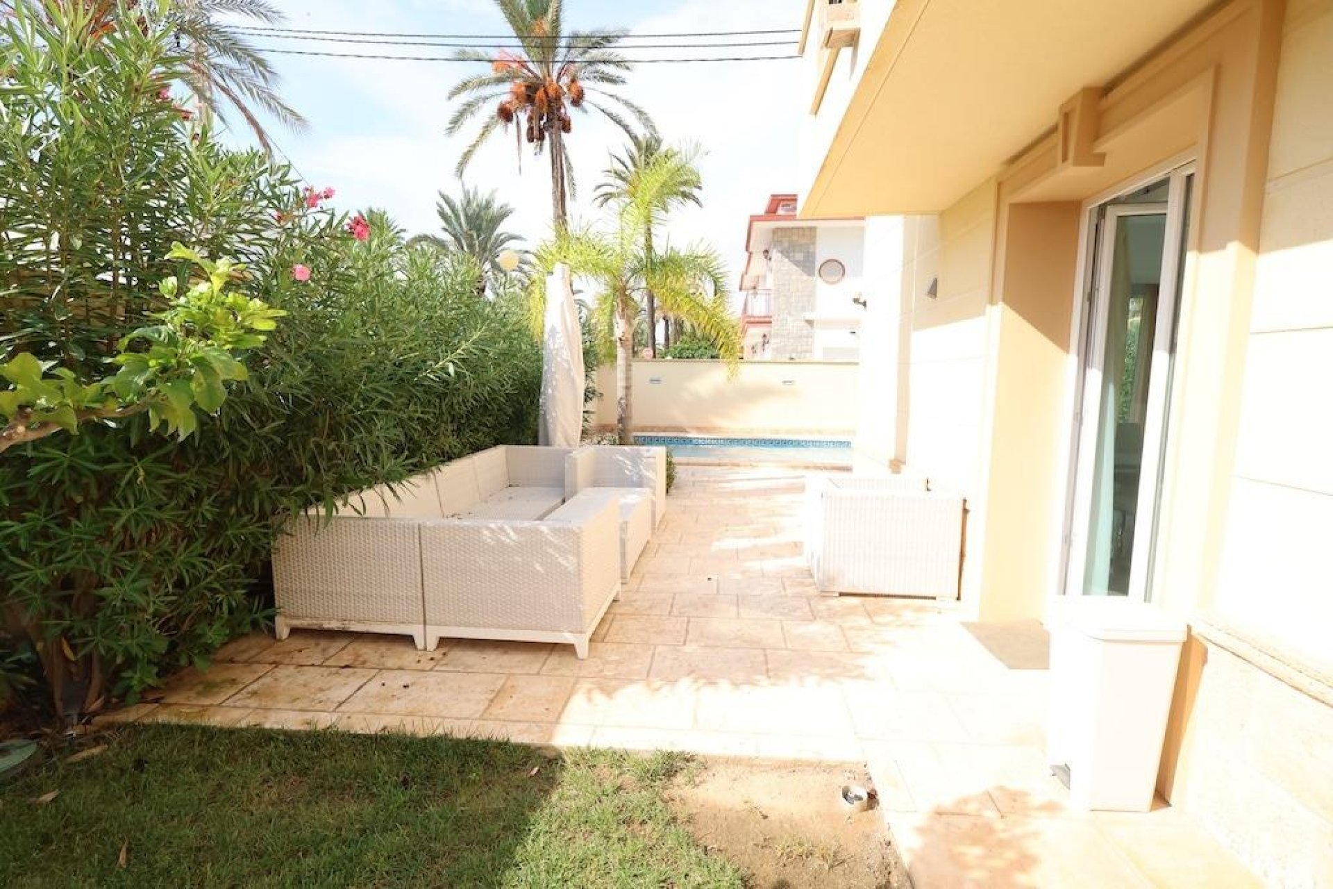 Återförsäljning - Villa -
Cabo Roig - Costa blanca