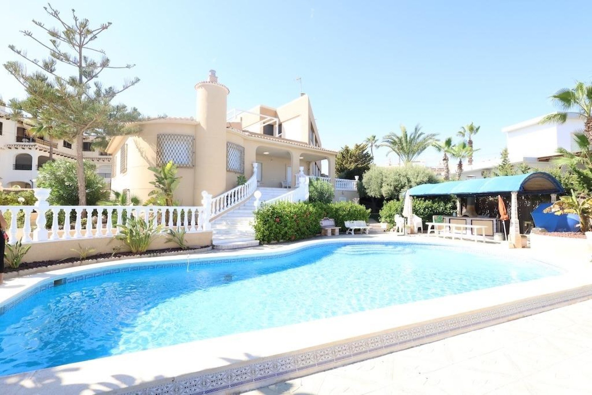 Återförsäljning - Villa -
Cabo Roig - MUY CERCA DE LA PLAYA